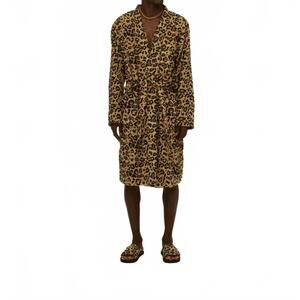 NEW OAS leo long sleeve robe in leopard